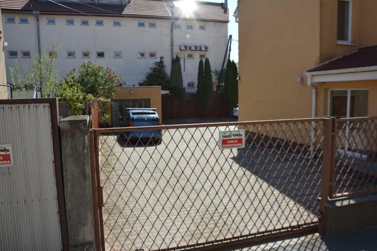 Hotel Nerudova Six Košice Exteriér fotografie